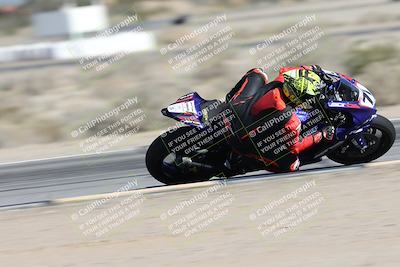 media/Jan-15-2026-Racers Edge (Thu) [[dfebeb70ab]]/2-A Group/Session 3 (Turn 15 Inside Pans)/